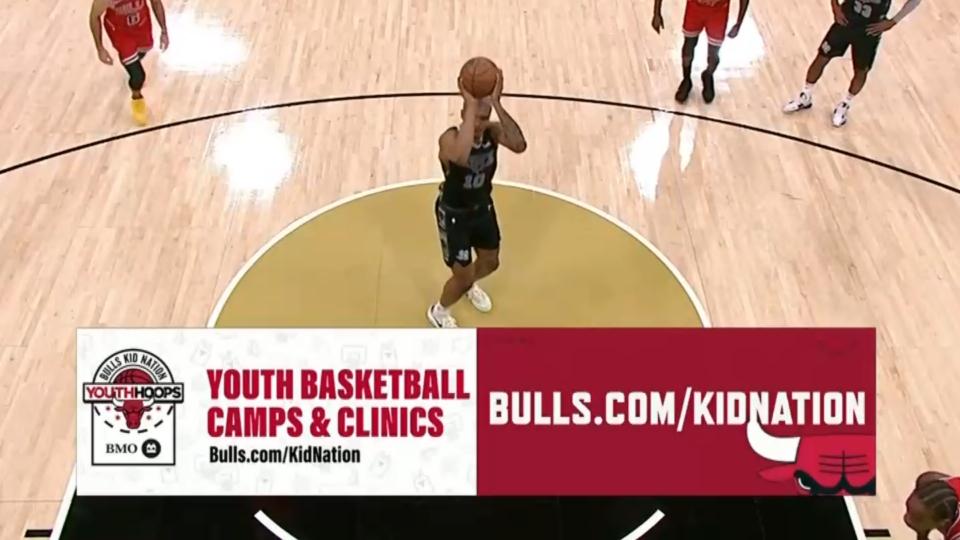 Jeremy Sochan free throw No. 1 Jeremy Sochan free throw No. 1